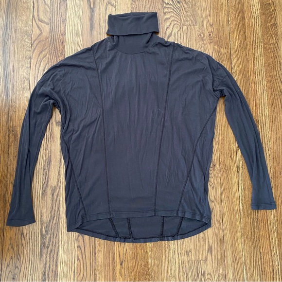 C&C California Turtleneck - Picture 1 of 2